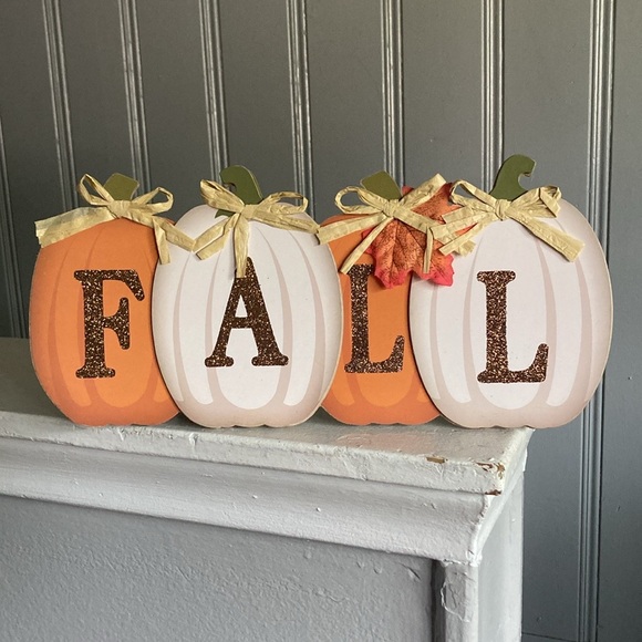 NWT- Beautiful Brown Glittered FALL Orange & White Pumpkins Decoration Sign 🍁 - Picture 14 of 17